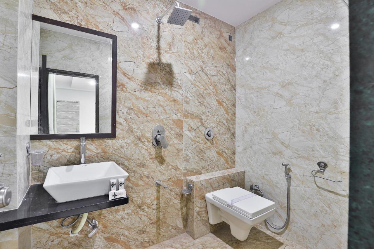 Oyo 23540 Hotel Suryakant Radźkot Zewnętrze zdjęcie