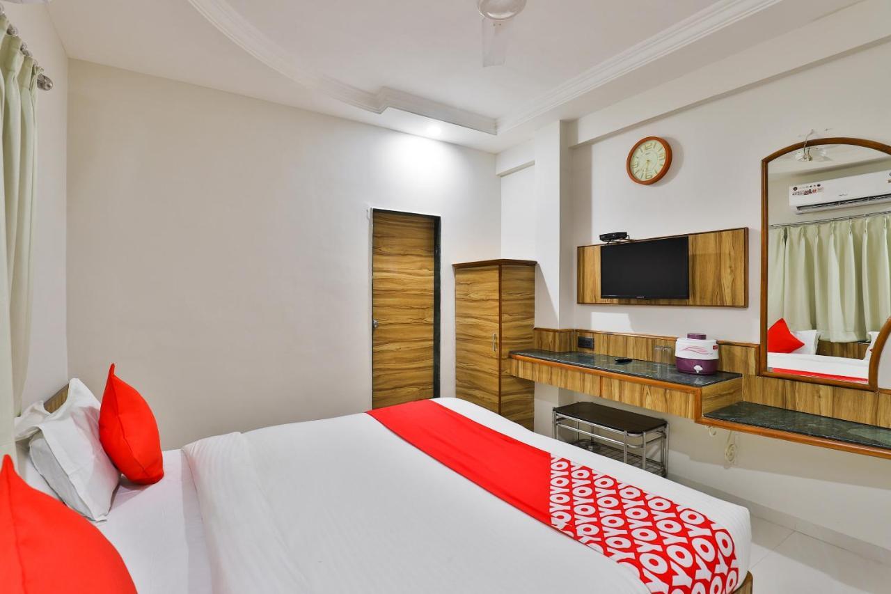 Oyo 23540 Hotel Suryakant Radźkot Zewnętrze zdjęcie