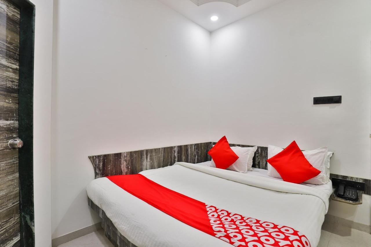 Oyo 23540 Hotel Suryakant Radźkot Zewnętrze zdjęcie