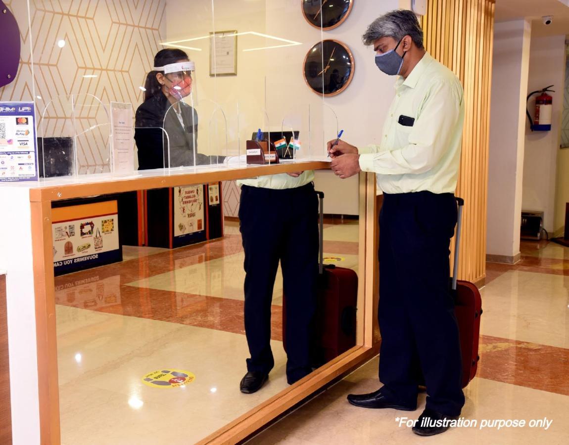 Oyo 23540 Hotel Suryakant Radźkot Zewnętrze zdjęcie